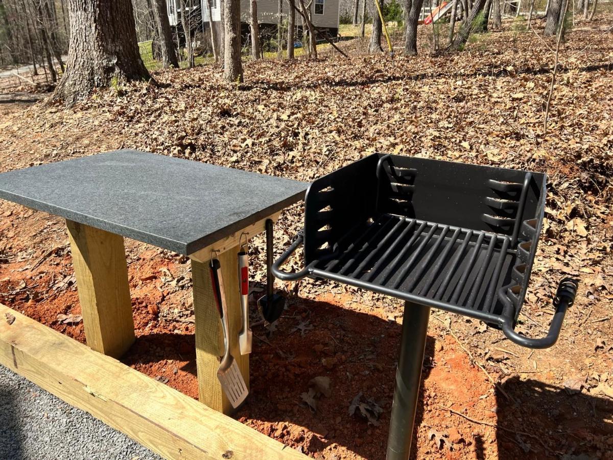 Less Than 3 Miles To Downtown With Firepit Ellijay Εξωτερικό φωτογραφία